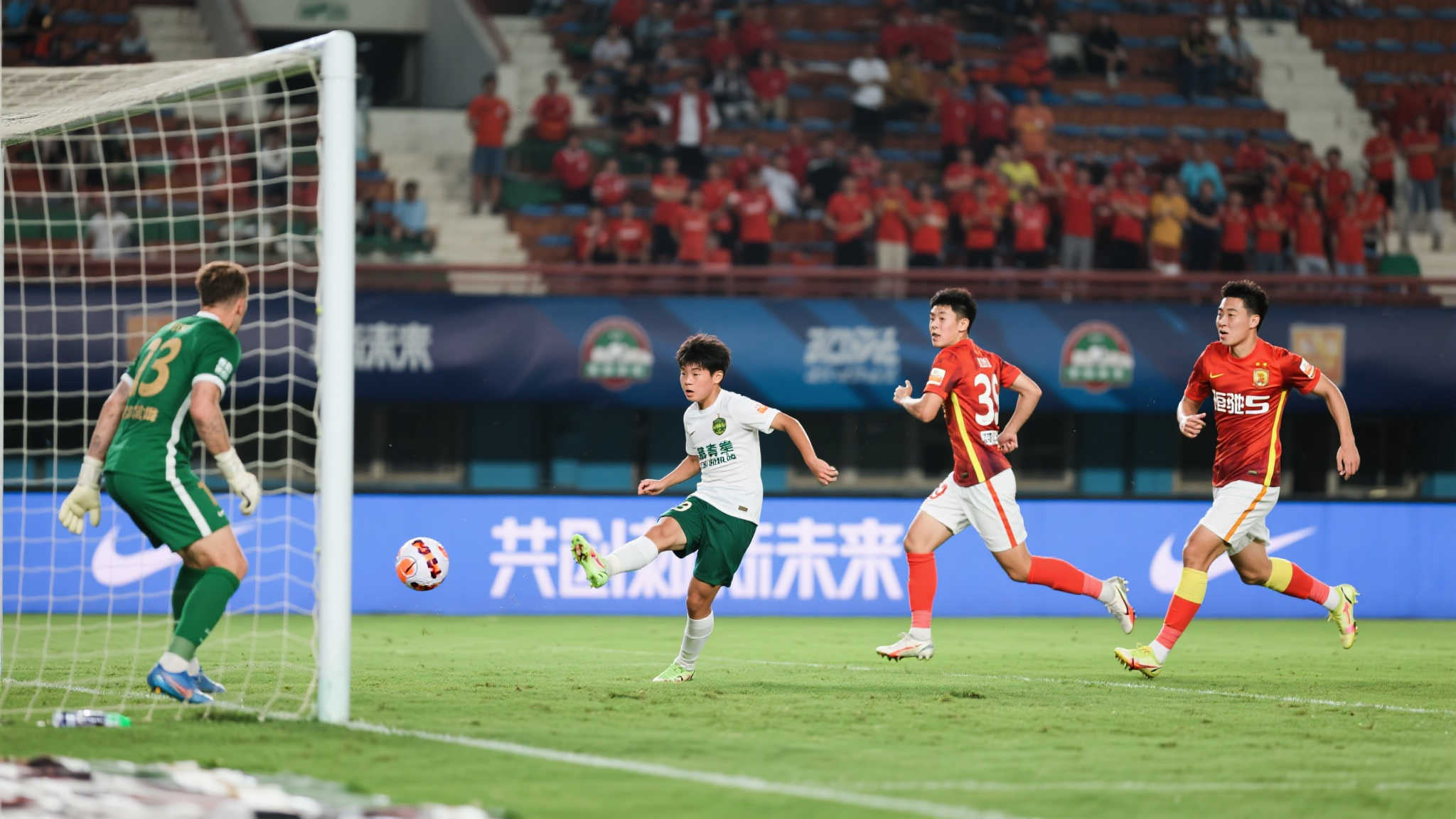 阿隆索迎执教首胜,皇马3比1力克帕丘卡 阿隆索迎执教首胜,皇马3比1力克帕丘卡